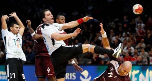 بالفيديو.. الأحمر ليلا كورة: هزيمة وصيف العالم؟ نحن أبطال أفريقيا